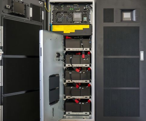 Ononderbroken stroomsystemen (UPS), brandwerend